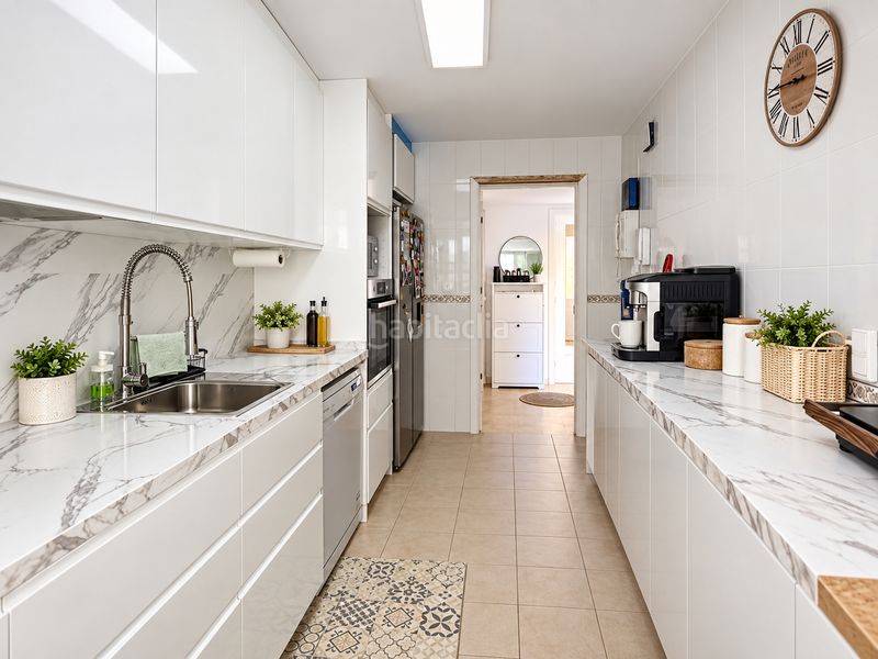 Foto 46f2fb46-4903-46a5-bfd0-8db6e65fb9f7. Semi detached house in calle san josé 95 in San Jose de la Rinconada