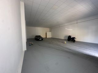 Capannone industriale in Valencina de la Concepción. Oportunidad de nave en valencina de la concepción