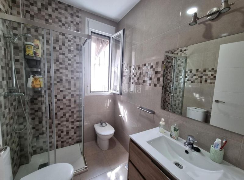 Foto 6d1b73f0-1c11-4066-b41f-a24655446696. Casa adossada amb calefacció a Centro - Barriada Mallorca Camas