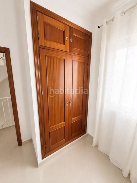 Foto ba45bdfa-f02e-44a9-876c-e0d146533f6c. Casa amb calefacció a Centro - Barriada Mallorca Camas
