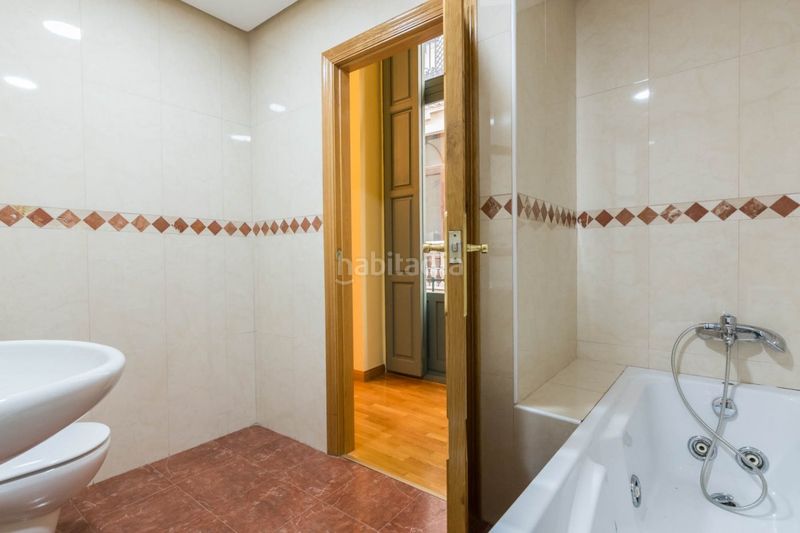 Foto e268e0c8-2853-4209-8ec7-064b90a0ad5e. Pis a La Catedral Murcia