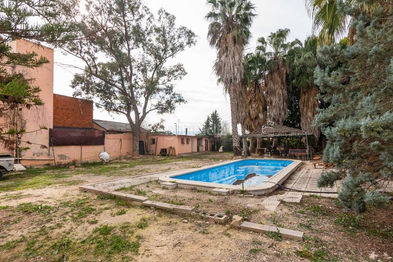 Foto 874ee8c3-b29e-4b21-a172-334e492f9f57. Casa amb aparcament piscina a Alquerías Murcia