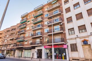Etagenwohnung in La Catedral. Vivienda con gran patio privado frente al nuevo hotel barceló 5