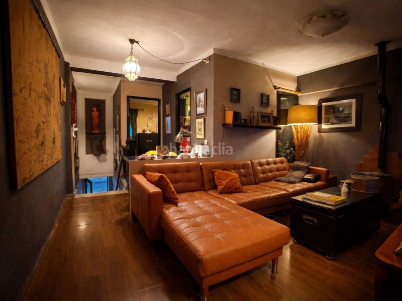 Foto bf8e2ec6-f0b3-4362-b764-efa46826a4ab. Casa adossada amb aparcament a Calvià poble Calvià