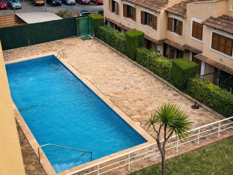 Foto 179b5e0b-8d46-4935-917a-029e75bb125a. Casa adossada amb calefacció aparcament piscina a Calvià