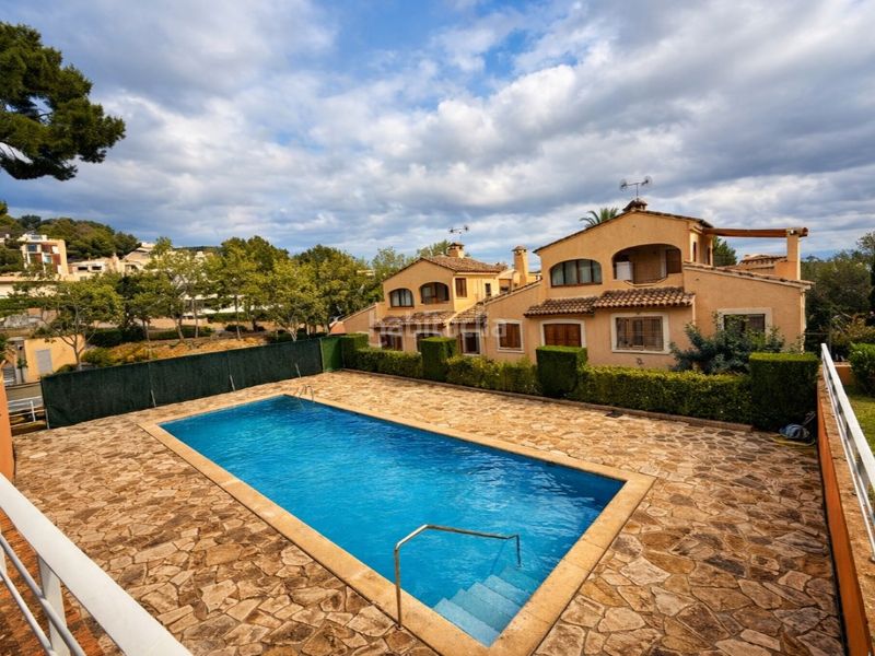 Foto 9857b4d8-a72e-476e-9cef-580ff686e453. Casa adossada amb calefacció aparcament piscina a Calvià