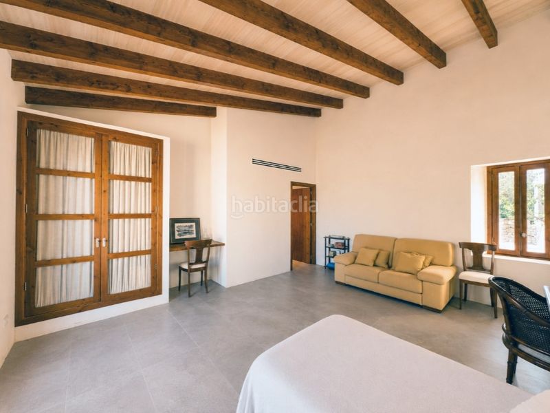 Foto ec06ffe7-3ffc-4774-b220-816af0d93441. Casa amb aparcament a Ariany