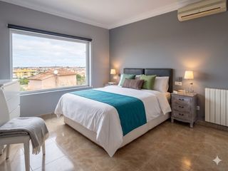 Chalet  Calle cap blanc. Villa con vistas al mar y licencia vacacional en sa torre, llucm