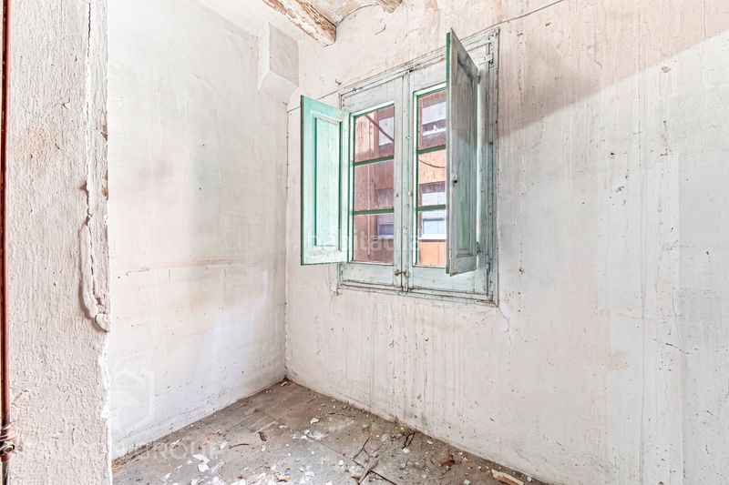 Foto bf267ecb-f8e2-4813-aa13-99257d8c6c82. Casa amb aparcament a Centre Reus