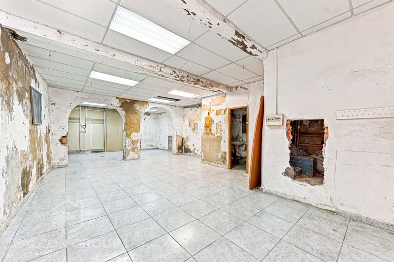 Foto dc8f47cd-5e76-4ffa-9d5b-dae95ffcdb97. Casa amb aparcament a Centre Reus