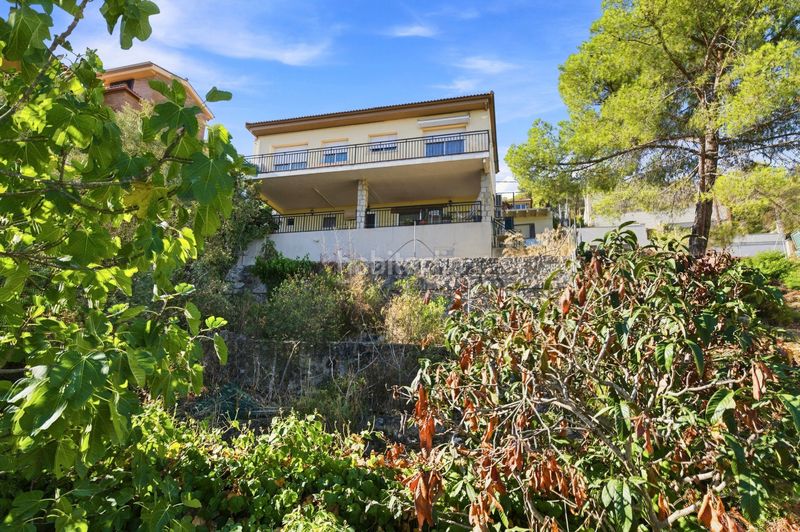 Foto a73e4dcf-9f7e-430e-af09-560b039c7965. Chalet with heating parking pool in Canyelles