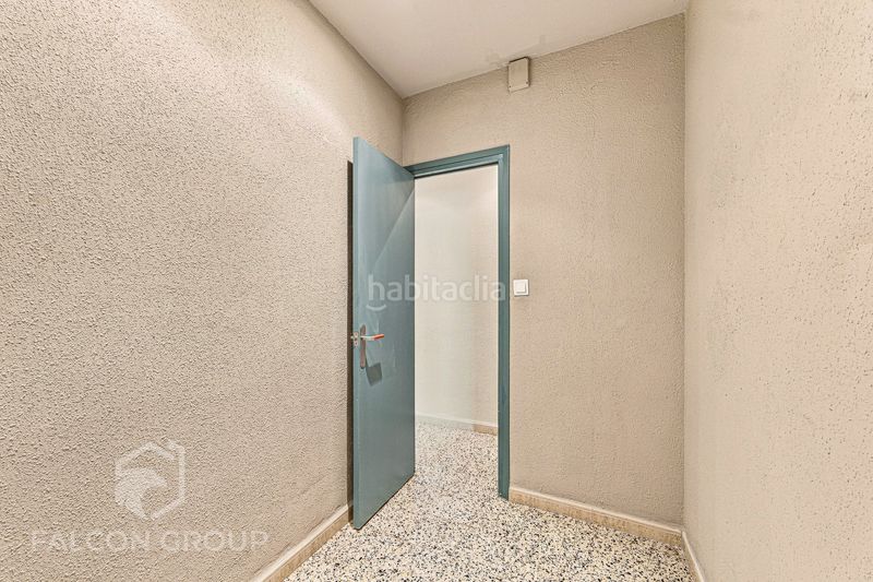 Foto aadf92b7-0a02-4c3e-9b62-a14582ea90fc. Casa aparellada amb aparcament a Llevant Reus