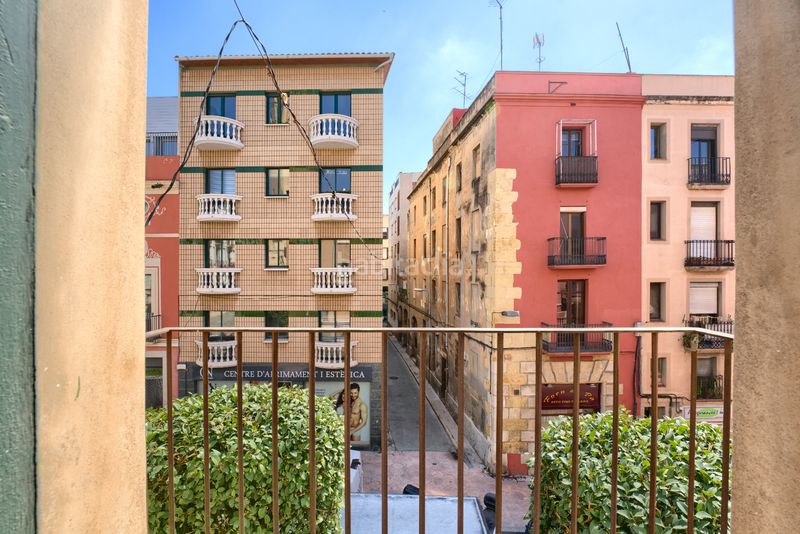 Foto c4d0dba7-e719-4423-9514-d90045f9fd92. Casa adossada a Centre Reus