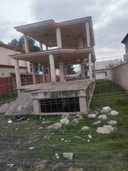 Terreno residencial en San Pablo. Parcela urbana con estructura a terminar
