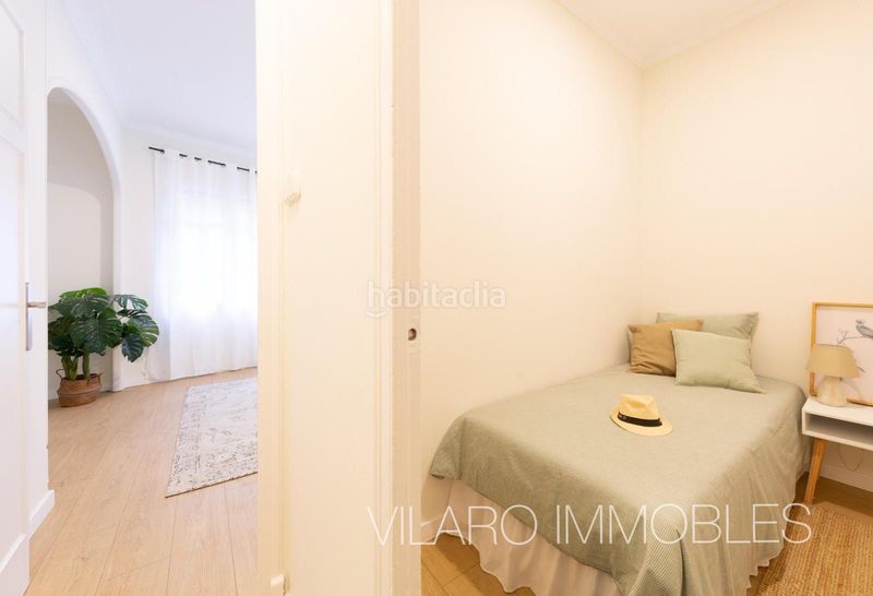 Foto 179537d3-0ea9-46b6-9d9f-e681bb59a735. Casa adossada amb xemeneia calefacció aparcament a Terrassa