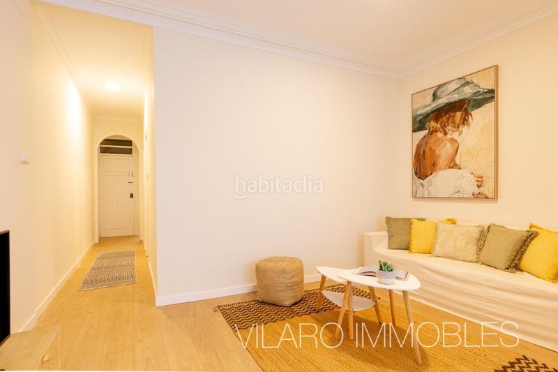 Foto 498c9e2a-b7ed-43c3-be5e-ddbac701700f. Casa adossada amb xemeneia calefacció aparcament a Terrassa