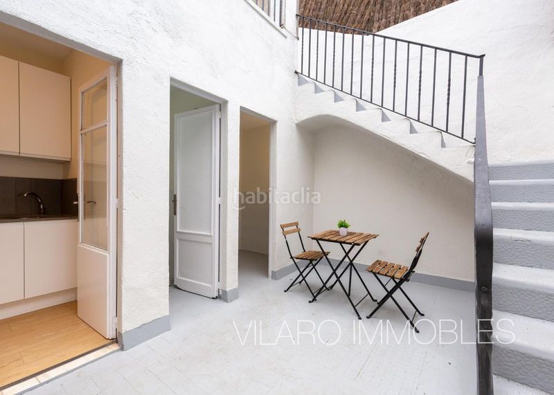Foto 7113b912-4d5d-4479-9c48-a900c5718381. Casa adossada amb xemeneia calefacció aparcament a Terrassa