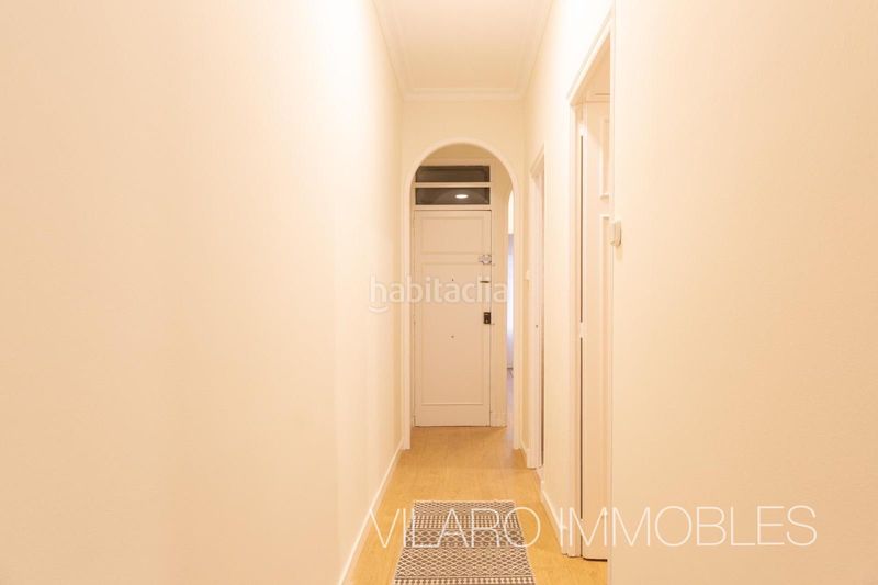 Foto a43a2439-a684-4818-9b79-dd87d80cbd91. Casa adossada amb xemeneia calefacció aparcament a Terrassa