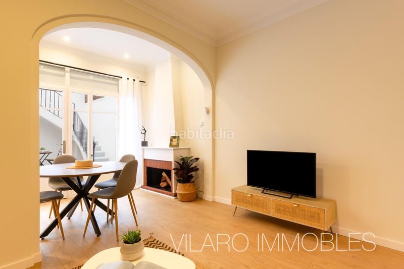 Foto f764a780-3a9a-4272-92ab-2afa366c9ece. Casa adossada amb xemeneia calefacció aparcament a Terrassa