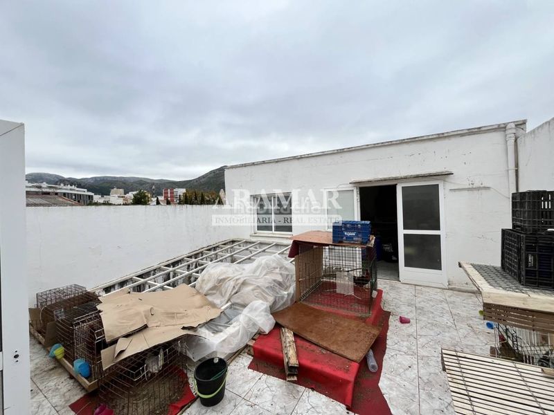 Foto c89acb38-6aed-4c98-ac61-f196c006ddb5. Casa amb calefacció aparcament a Pego