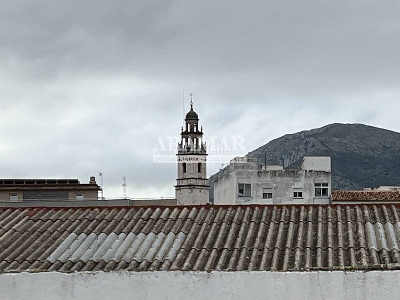Foto f2f02b7d-6ff1-4deb-b34e-f98d0a131c12. Casa amb calefacció aparcament a Pego