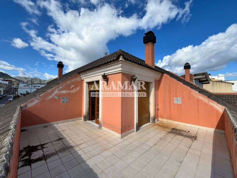 Foto e3d16214-3f46-401f-a9b7-60c6a6f073a9. Xalet amb aparcament a Pego