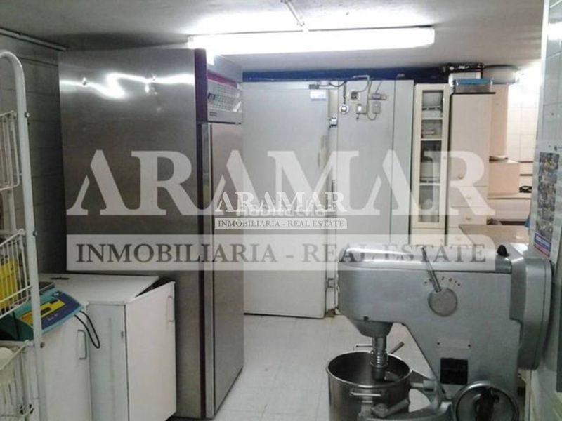 Foto 08a5cdd5-2b89-4c12-a388-fbbff213763c. Edificio horno disponible como local comercial en Pego