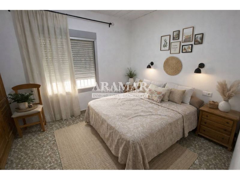 Foto 7c4b0a17-52f4-45a2-8f39-85302e44c1fc. Casa amb aparcament a Pego