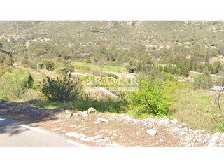 Finca rústica  Calle major. Terreno de 10.143 m para construir