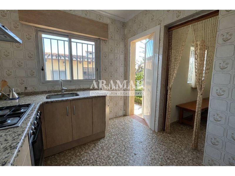 Foto 11df721e-85d2-4dbd-a855-d78098333eb2. Xalet a calle devesa 33 a Oliva nova Oliva
