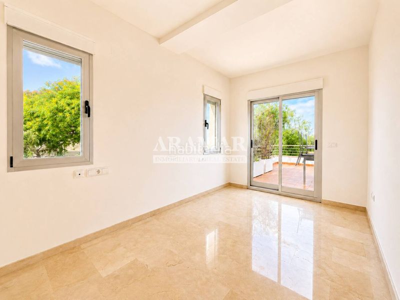 Foto 52d255b9-b4d2-4856-b683-3ce5aab77fb6. Apartament amb aparcament piscina a Pego