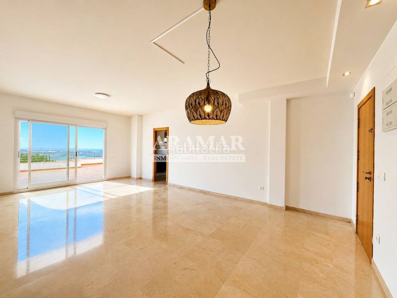 Foto befb3fbc-041b-4ab2-8f63-06fc00aa6421. Apartament amb aparcament piscina a Pego
