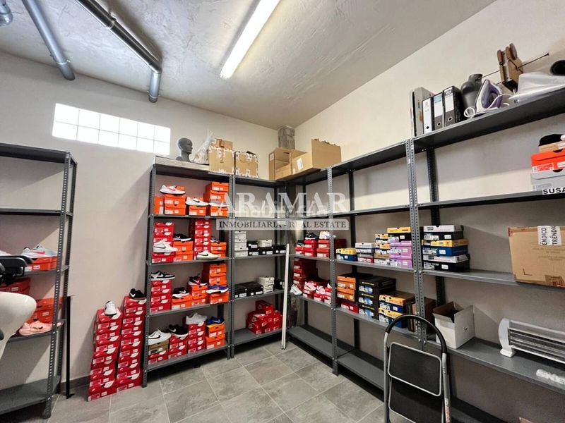 Foto c3c27b86-faa8-48f8-9248-bf73bc5c9283. Pas-de-porte local commercial dans Pego