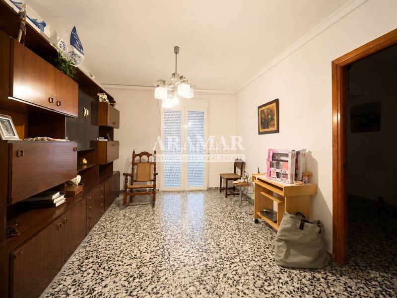 Foto ceaf0e17-9e36-40e0-aac0-f3bc4444e518. Casa adossada a Pego