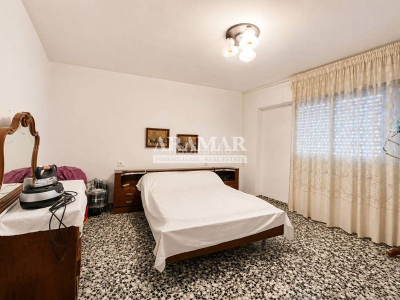 Foto ed059ef9-823c-46d8-96f9-011da8d5a00f. Casa adossada a Pego