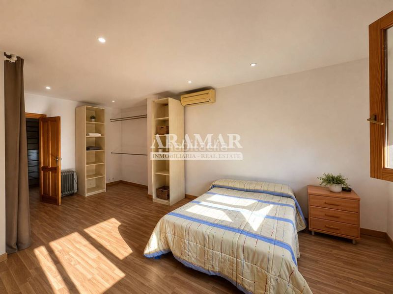 Foto ecdb5f20-5049-4b18-b12e-e60d6e122971. Casa adossada a Pego