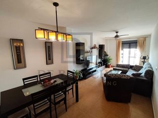 Pis  Calle hurchillo. Venta de piso en bigastro. dispone de tres dormitorios, dos baño