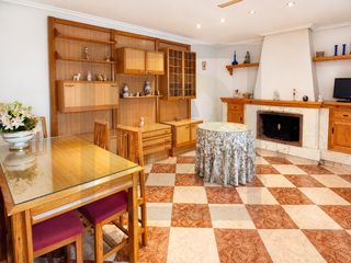 Haus in Calle Monserrate