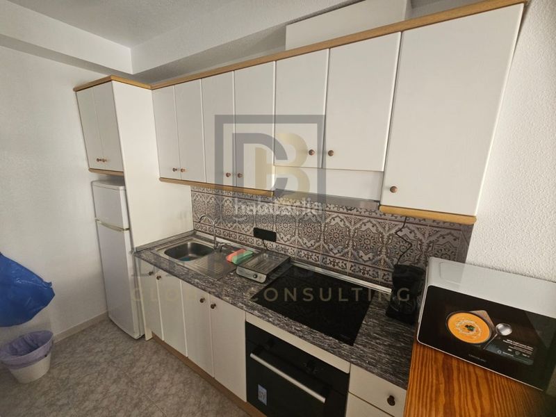 Foto 020d57fd-9239-4930-857d-d3fd03e5f2db. Casa amb piscina a Playa Flamenca Orihuela