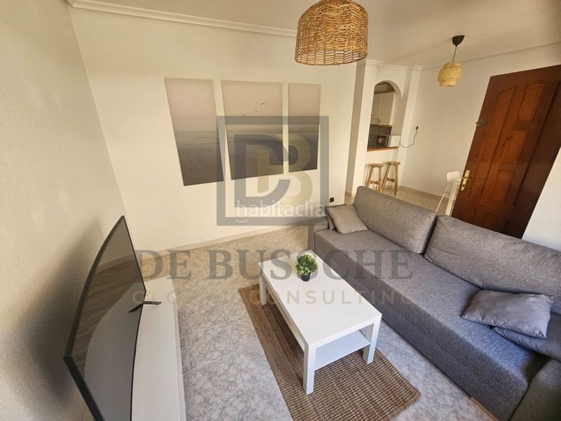 Foto c341f541-a065-42bf-b326-3baed3e76f60. Casa amb piscina a Playa Flamenca Orihuela