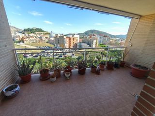 Pis a Plaza doctor vicente garcía marcos 4. Espectacular octavo piso de 213 m² todo exterior y orientación s