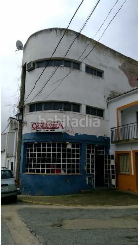 Foto 23da5dfc-3bcb-465a-a9f1-e897378bc3d6. Edificio  en venta en Aldeacentenera