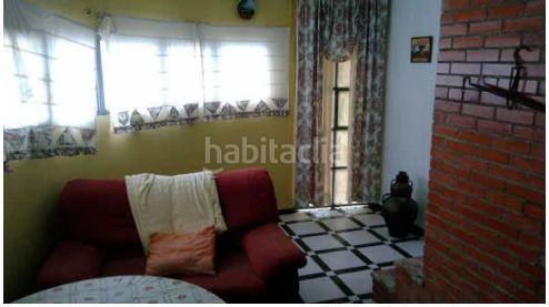 Foto b4199378-901e-43e8-a811-2dc314d40d09. Edificio  en venta en Aldeacentenera