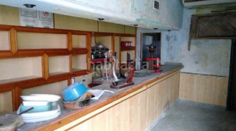 Foto d0023542-3d59-42b9-b45c-b108e38769f9. Edificio  en venta en Aldeacentenera