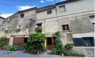 Reihenhaus in Navata. Vivienda en la navata gerona