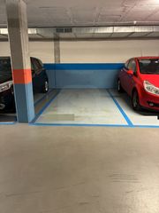 Posto auto in Rúa concha 3. Se vende amplia plaza de garaje