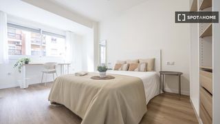 Location Appartement à Mont Olivet. Habitación en piso compartido en alquiler, montolivet, valencia.