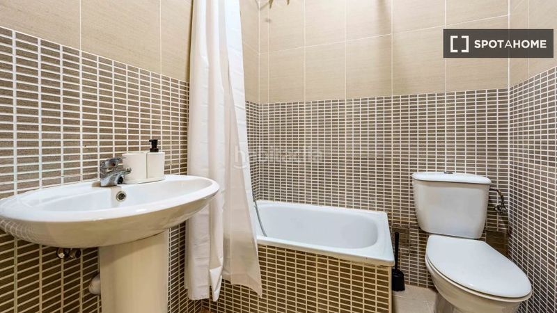 Foto 0add18c9-188b-4d1d-b1f3-799d37212884. Rent flat with heating in La Merced Málaga