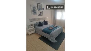 Miete Etagenwohnung in La Creu Coberta. Se alquila habitación en piso compartido en la creu coberta, val