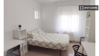 Location Appartement à Parque de los Cineastas. Habitación en piso compartido en alquiler en zaragoza